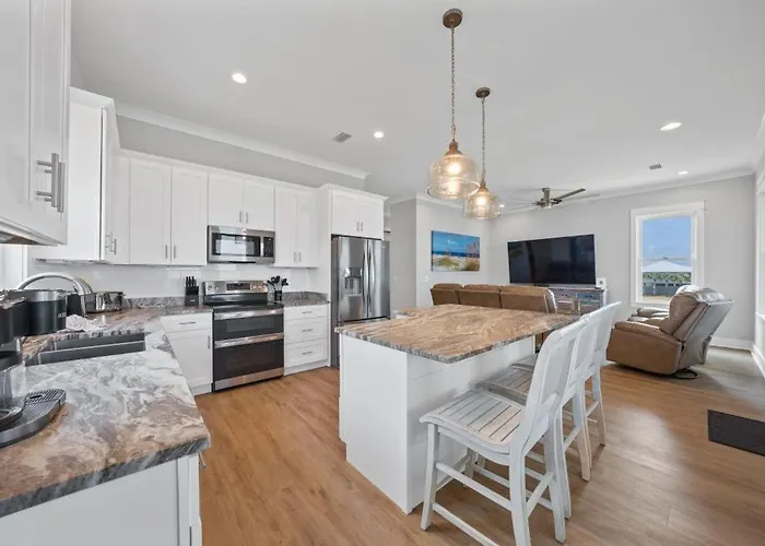 Dolphin Dreams By Youngs Suncoast Holiday home Gulf Shores