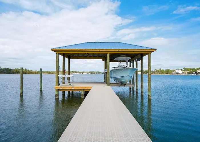 Dolphin Dreams By Youngs Suncoast Holiday home